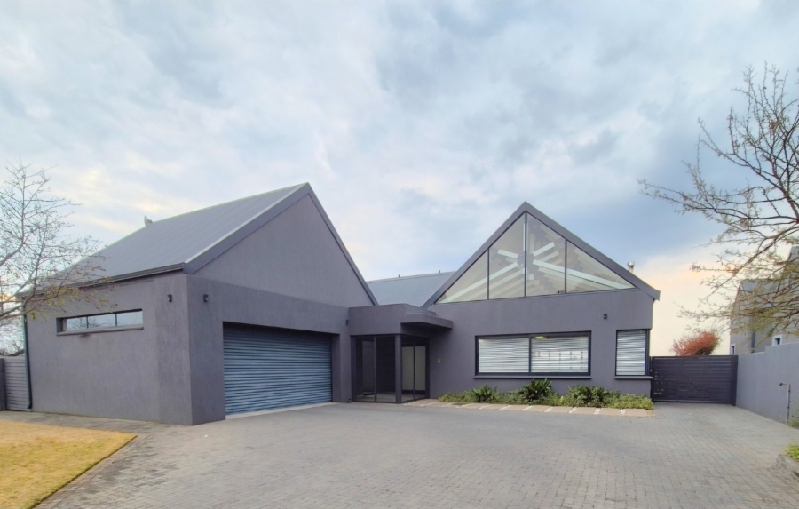 3 Bedroom Property for Sale in Heron Banks Golf Estate Free State